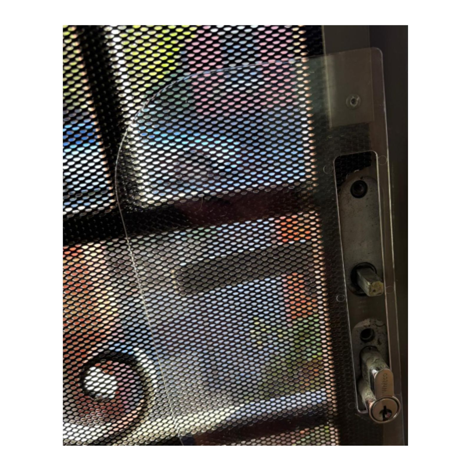 Guard-Security-Screen-Door-Lock-Shield-Polycarbonate-Anti-Theft-fitted-installation Guard-Security-Screen-Door-Lock-Shield-Polycarbonate-Anti-Theft-fitted-installation
